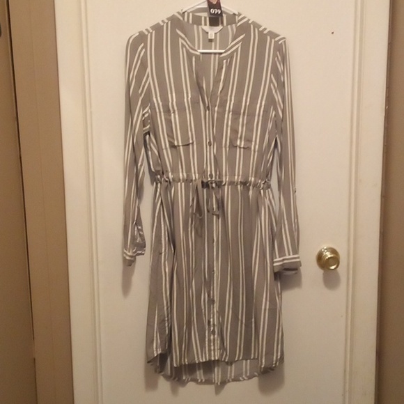 Time and Tru Dresses & Skirts - Time & Tru Striped Mid/Long Sleeve Button Down Tie Dress - Size S (4-6)